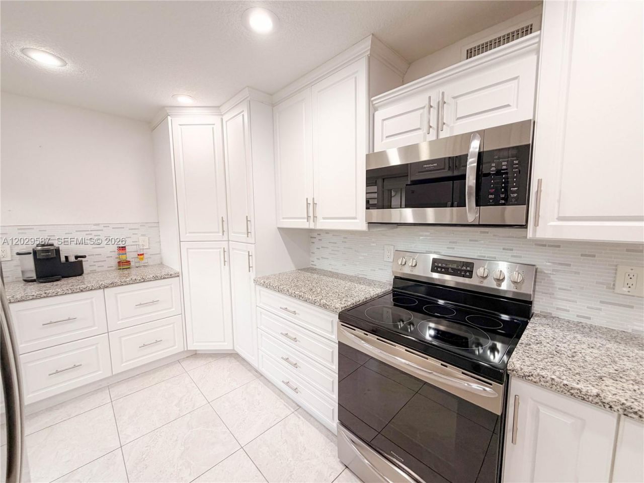 16295 Laurel Dr, Unit 2, Weston, FL 33326 Photo