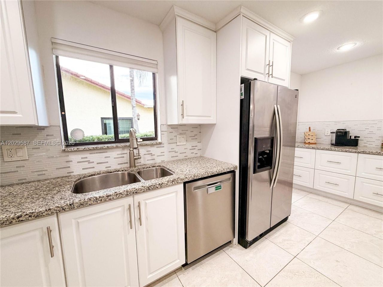 16295 Laurel Dr, Unit 2, Weston, FL 33326 Photo
