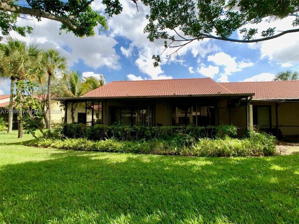 16295 Laurel Dr, Unit 2, Weston, FL 33326 Photo