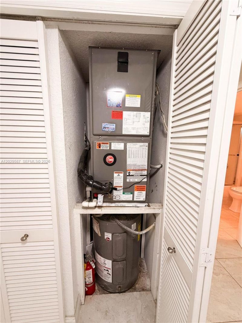 16295 Laurel Dr, Unit 2, Weston, FL 33326 Photo