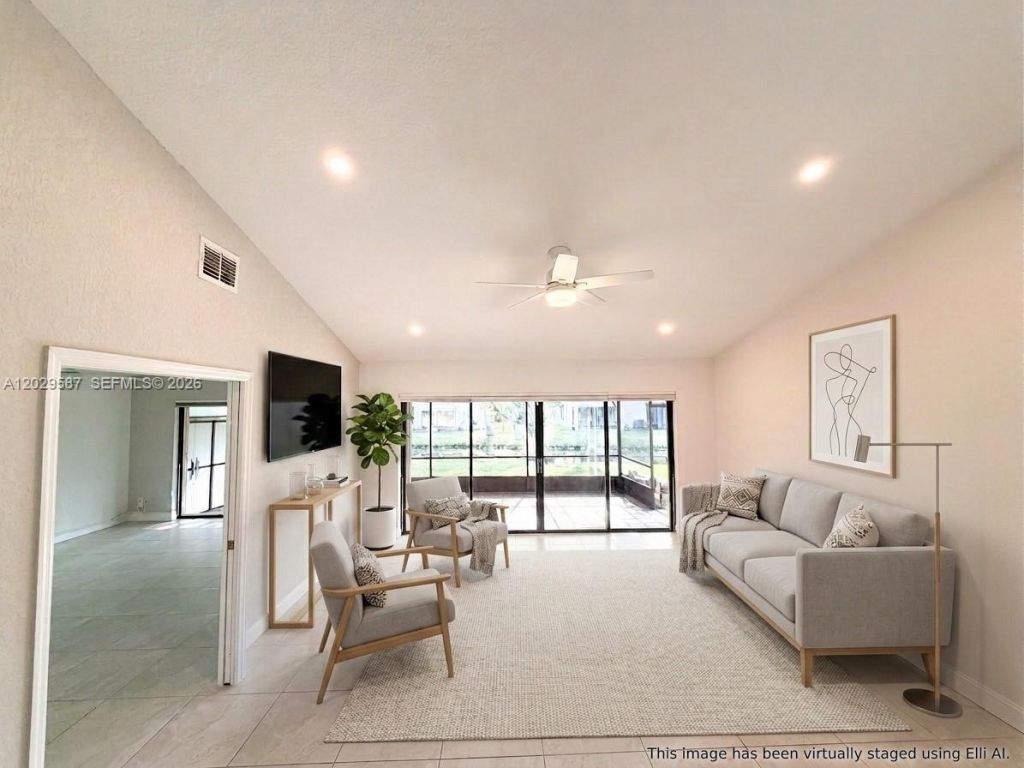 16295 Laurel Dr, Unit 2, Weston, FL 33326 Photo