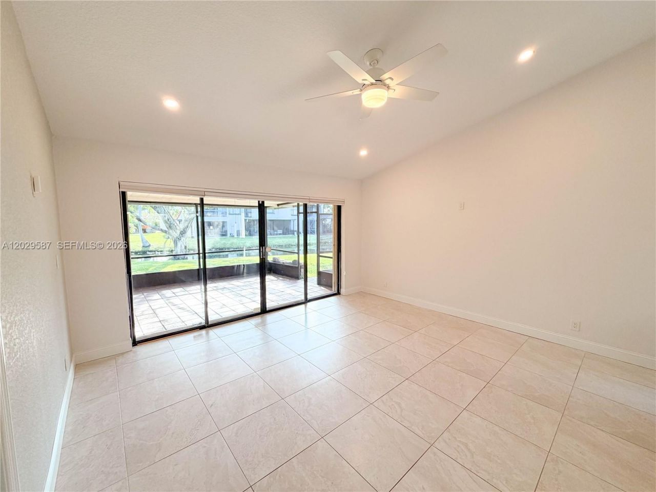 16295 Laurel Dr, Unit 2, Weston, FL 33326 Photo