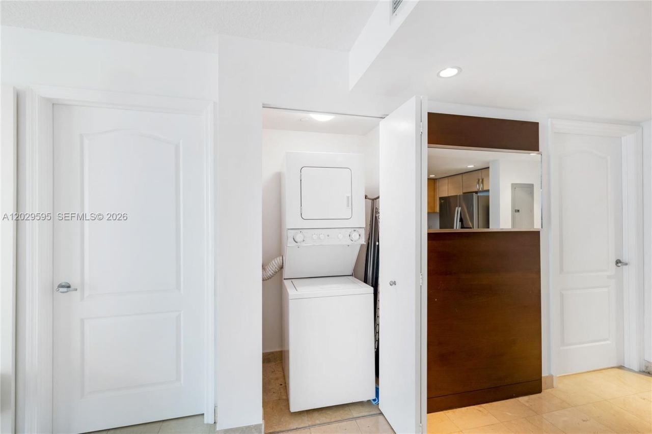 2101 Brickell Ave , Unit 1103, Miami, FL 33129 Photo
