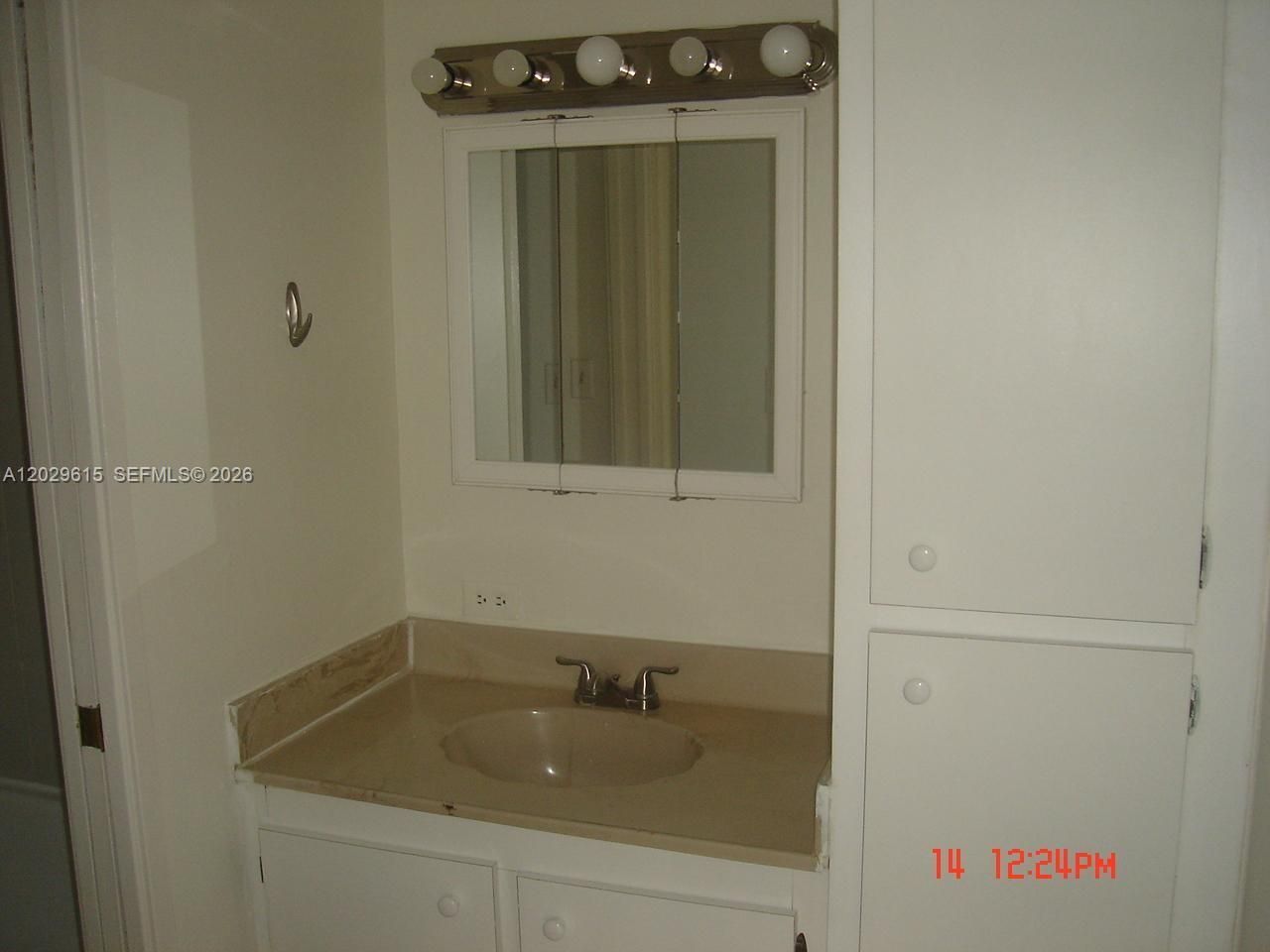 16919 N Bay Rd , Unit 504, Sunny Isles Beach, FL 33160 Photo