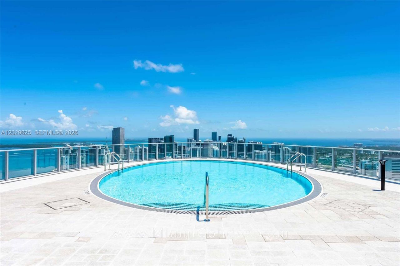 851 NE 1st Ave , Unit 1705, Miami, FL 33132 Photo