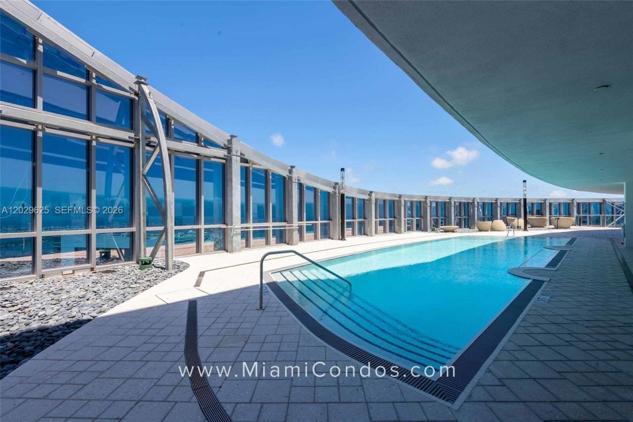 851 NE 1st Ave , Unit 1705, Miami, FL 33132 Photo