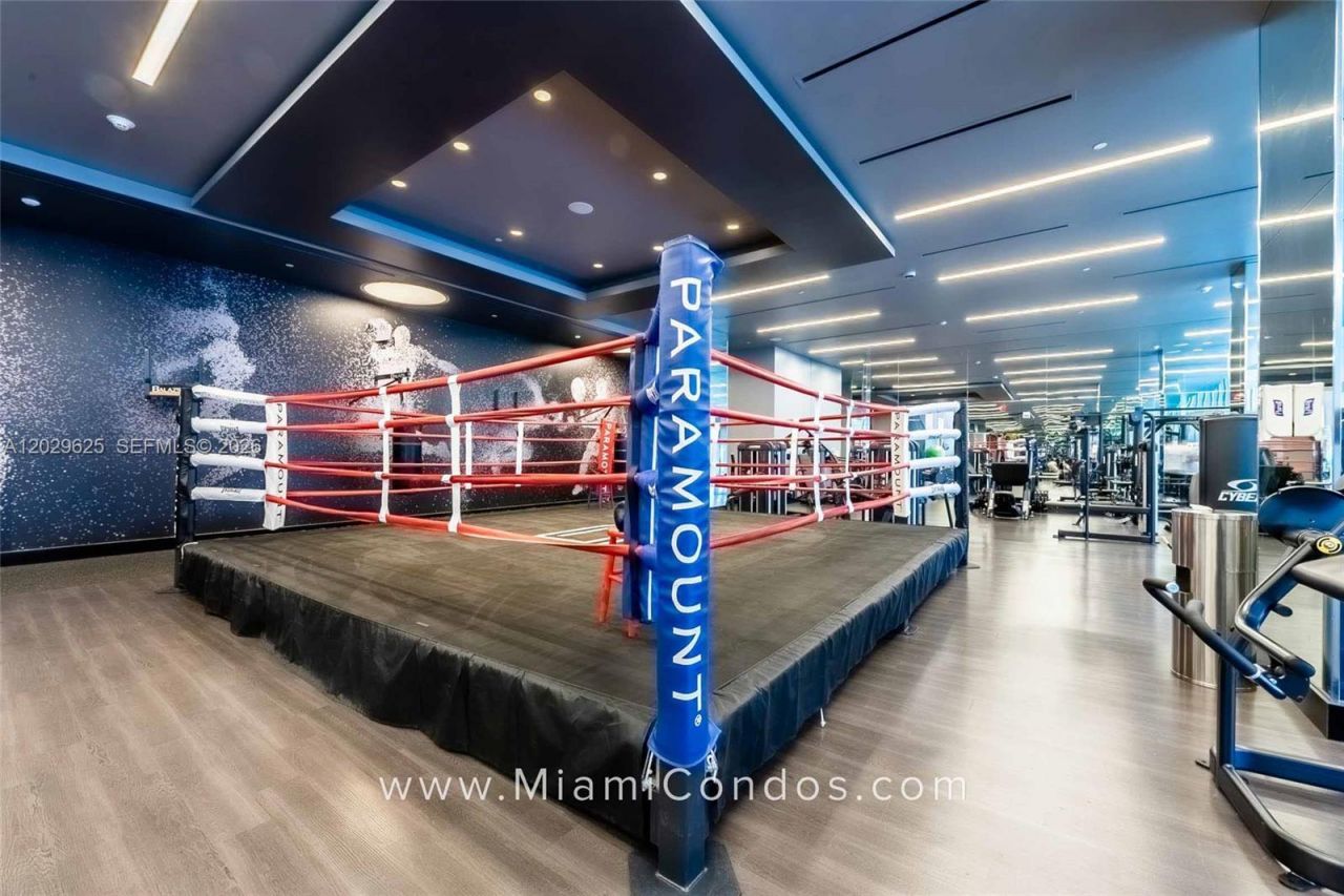 851 NE 1st Ave , Unit 1705, Miami, FL 33132 Photo