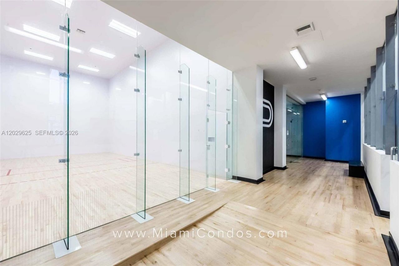 851 NE 1st Ave , Unit 1705, Miami, FL 33132 Photo