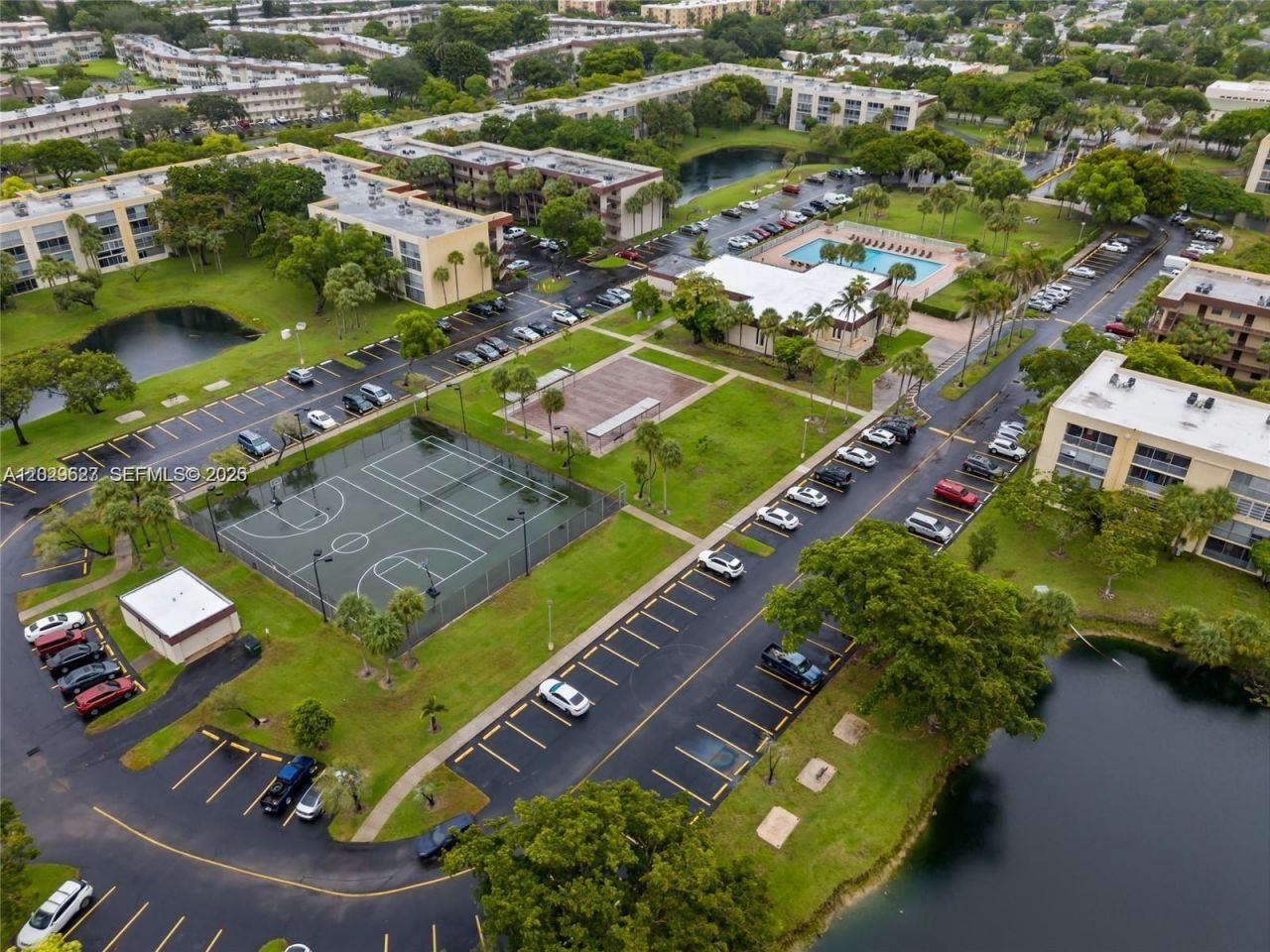 3141 NW 47th Ter , Unit 121, Lauderdale Lakes, FL 33319 Photo