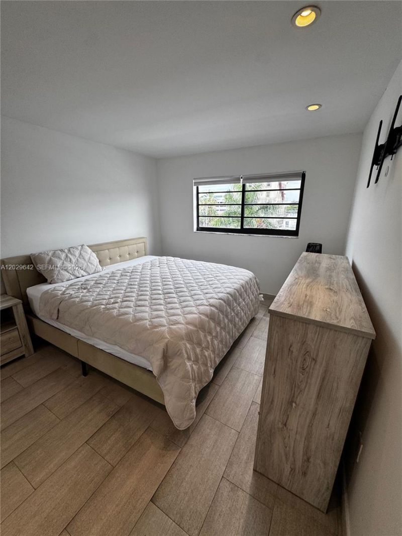 1617 Jefferson Ave , Unit PH3, Miami Beach, FL 33139 Photo
