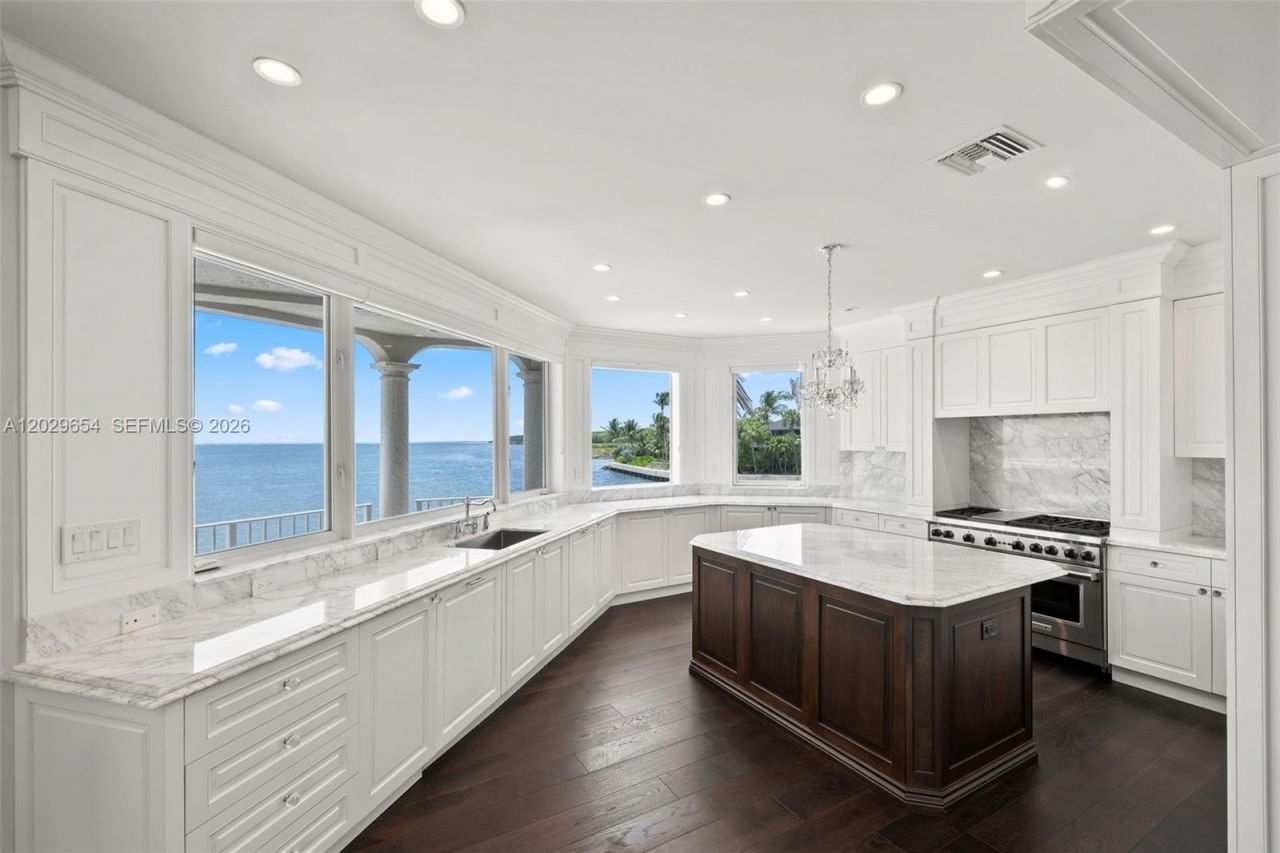 750 Lugo Ave , Coral Gables, FL 33156 Photo