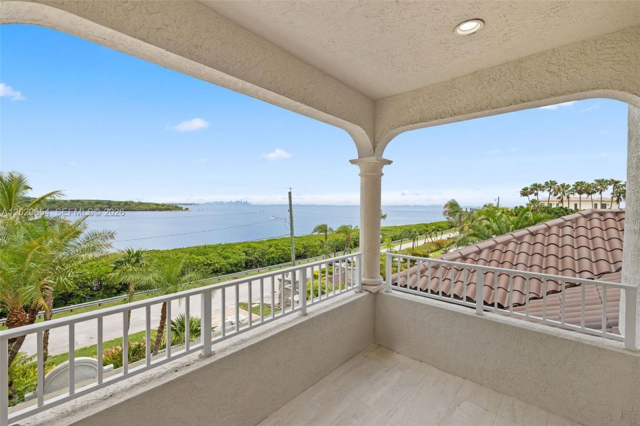 750 Lugo Ave , Coral Gables, FL 33156 Photo