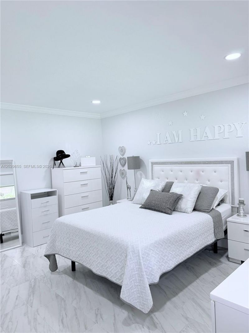 1100 Hillcrest Court , Unit 111, Hollywood, FL 33021 Photo