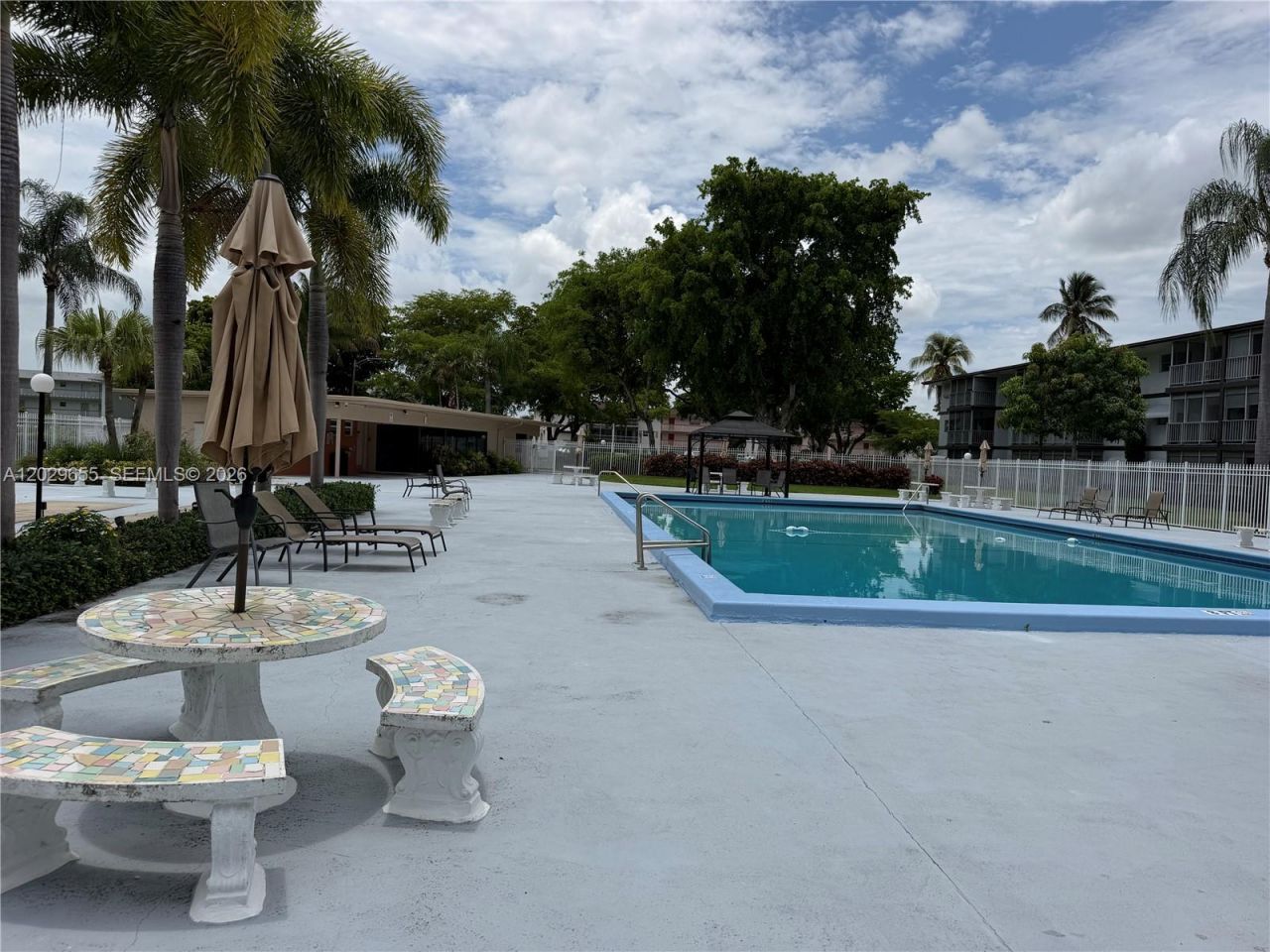 1100 Hillcrest Court , Unit 111, Hollywood, FL 33021 Photo