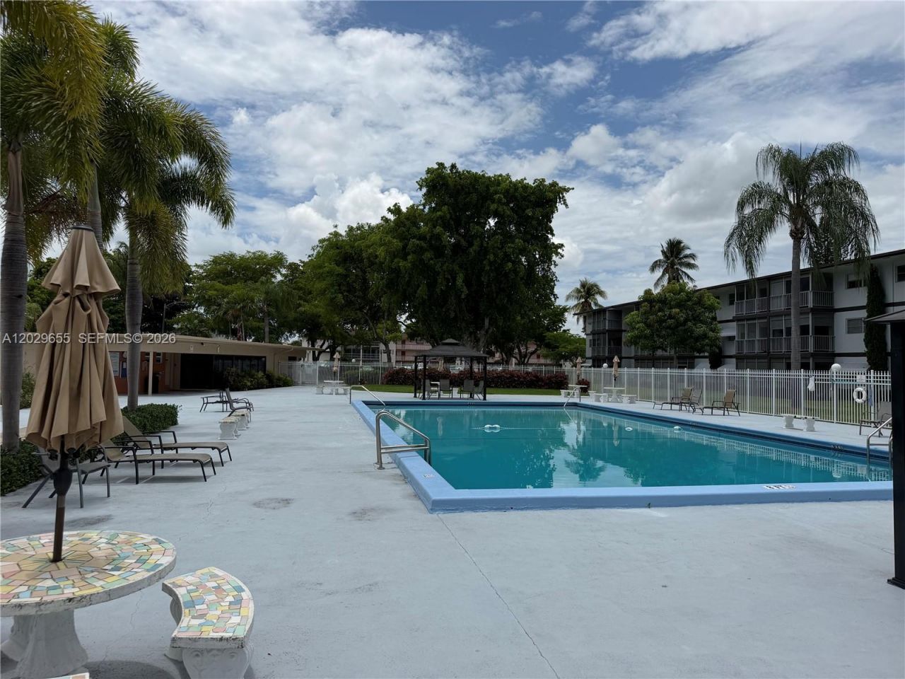 1100 Hillcrest Court , Unit 111, Hollywood, FL 33021 Photo