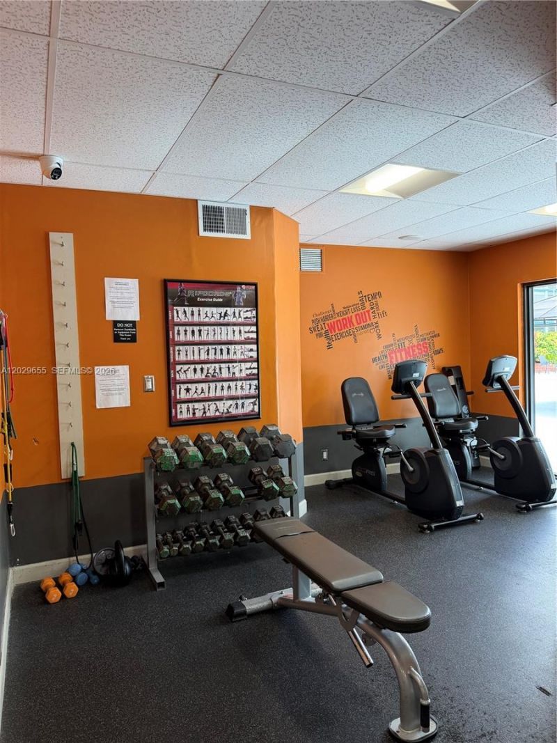 1100 Hillcrest Court , Unit 111, Hollywood, FL 33021 Photo