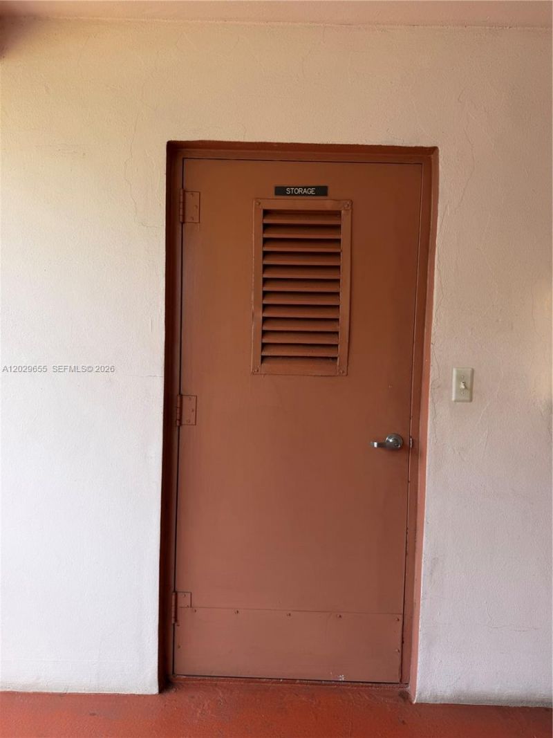 1100 Hillcrest Court , Unit 111, Hollywood, FL 33021 Photo
