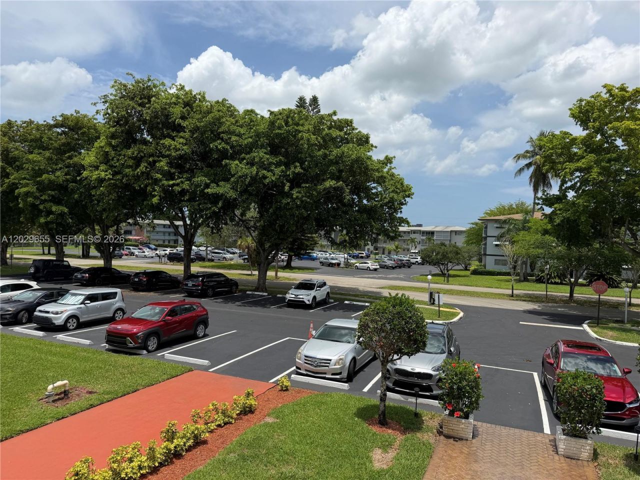 1100 Hillcrest Court , Unit 111, Hollywood, FL 33021 Photo
