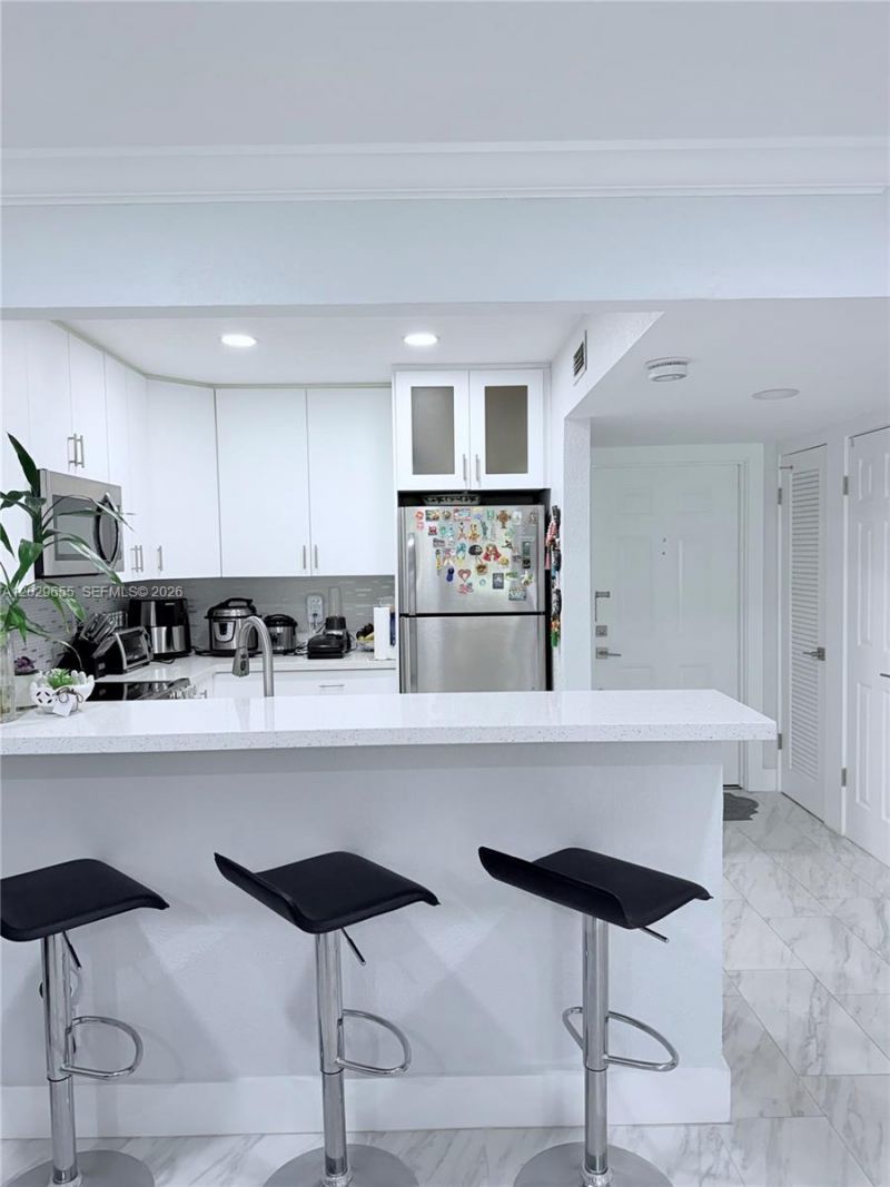 1100 Hillcrest Court , Unit 111, Hollywood, FL 33021 Photo