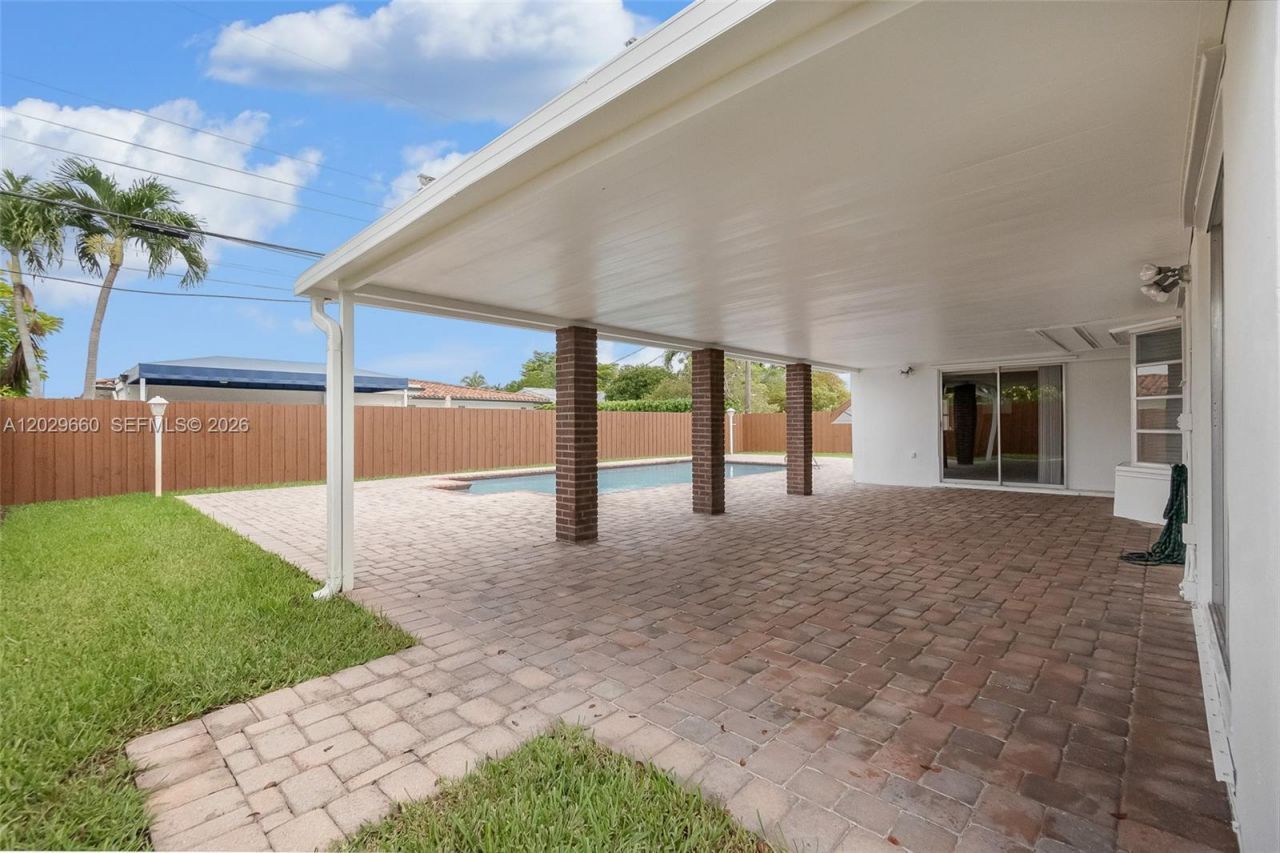 5830 SW 89th Ct , Miami, FL 33173 Photo