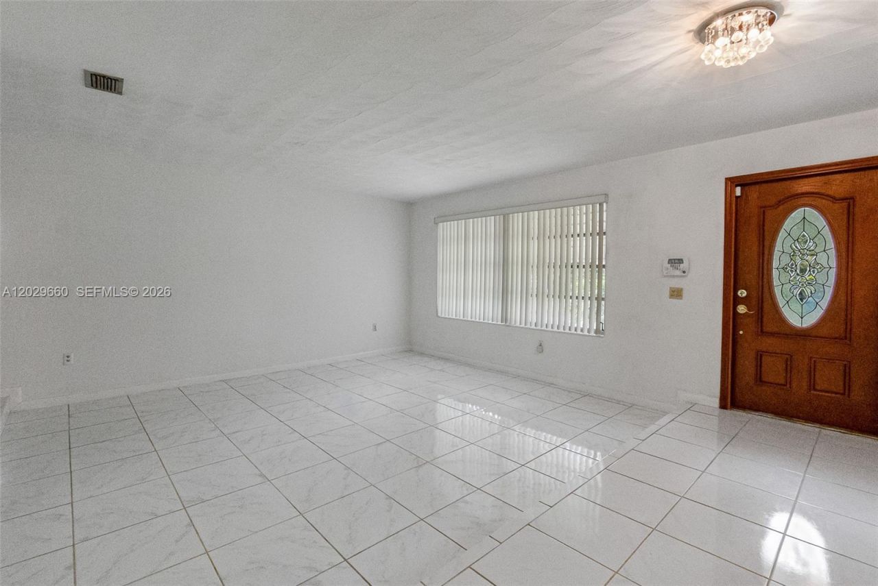 5830 SW 89th Ct , Miami, FL 33173 Photo