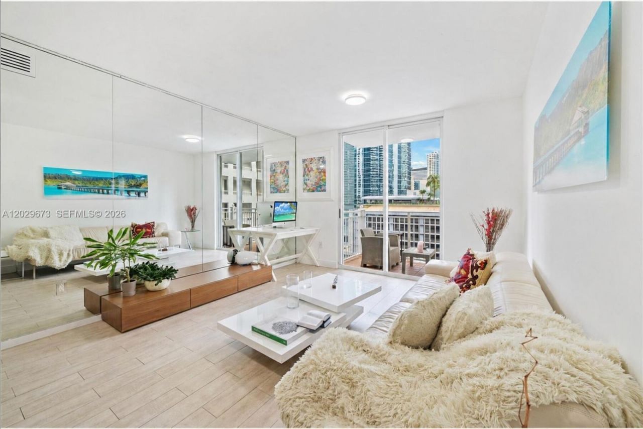 185 SE 14th Ter , Unit 1410, Miami, FL 33131 Photo