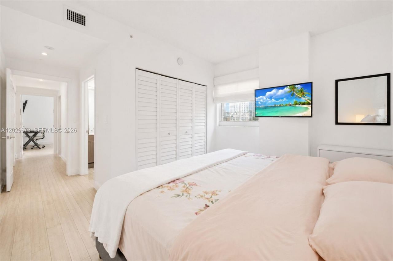 185 SE 14th Ter , Unit 1410, Miami, FL 33131 Photo