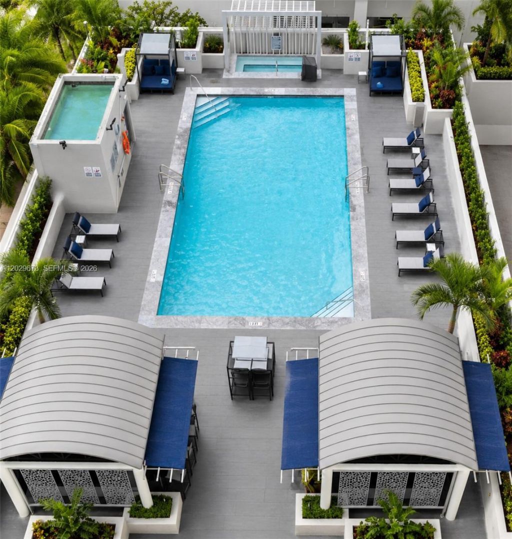 185 SE 14th Ter , Unit 1410, Miami, FL 33131 Photo