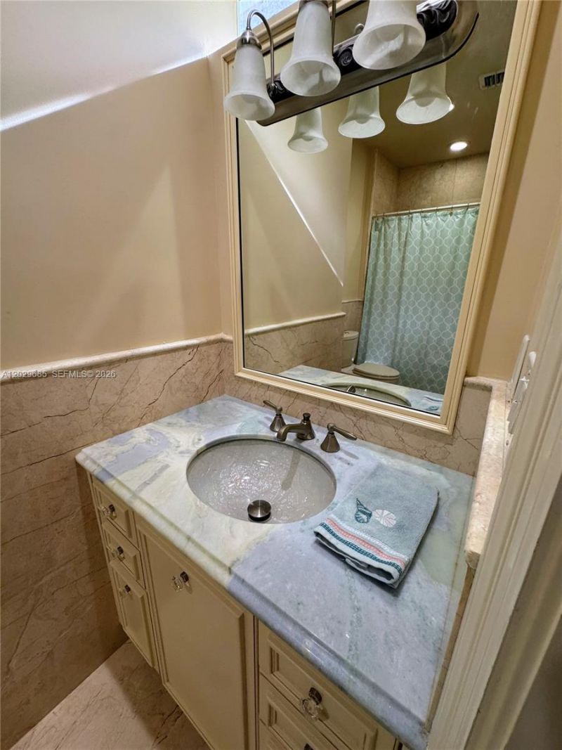 10445 Canterbury Ct, Davie, FL 33328 Photo