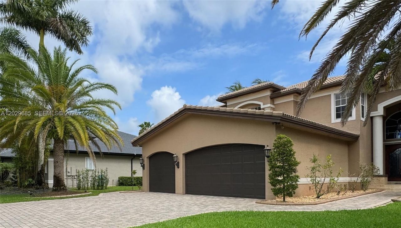 10445 Canterbury Ct, Davie, FL 33328 Photo