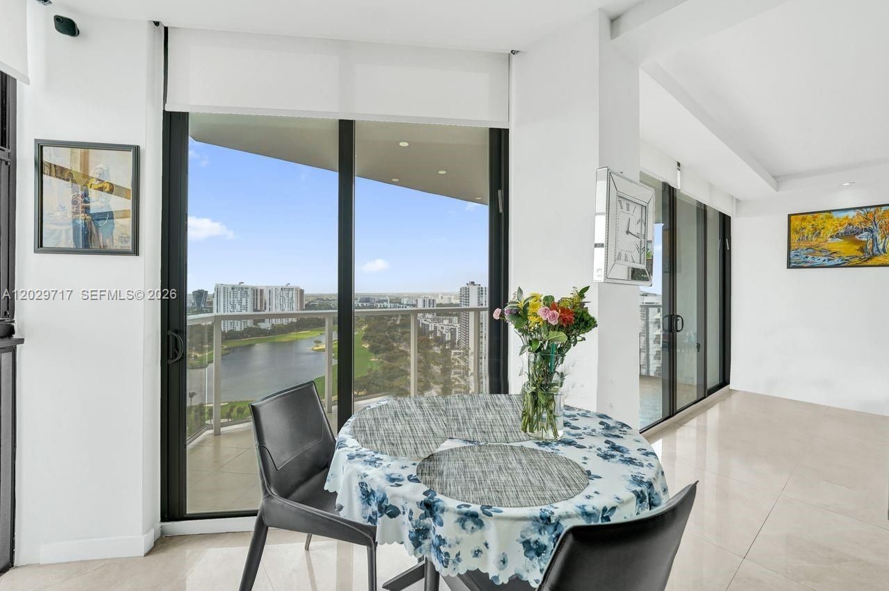 20281 E Country Club Dr , Unit 2209, Aventura, FL 33180 Photo