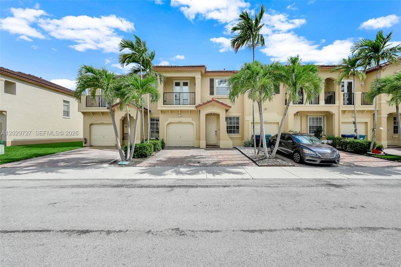 12857 SW 134th St , Miami, FL 33186 Photo