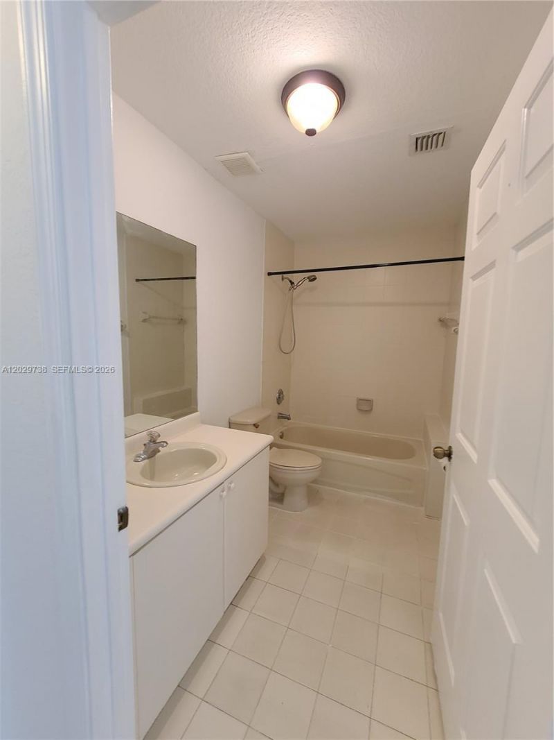 7309 NW 173rd Dr , Unit 104, Miami, FL 33015 Photo