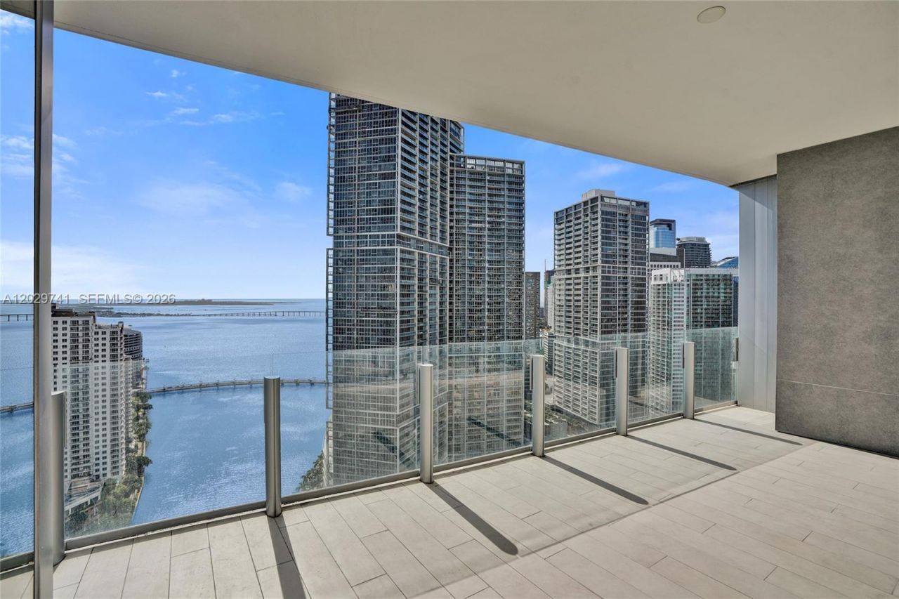 300 Biscayne Boulevard Way , Unit 3304C, Miami, FL 33131 Photo