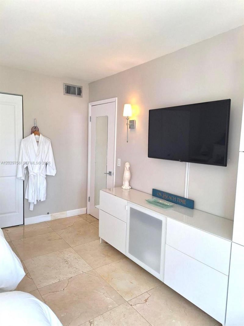 2201 S Ocean Dr , Unit 2001, Hollywood, FL 33019 Photo