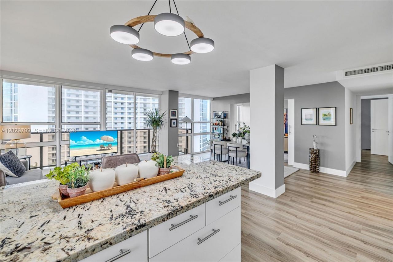 600 NE 36th St, Unit 1723, Miami, FL 33137 Photo