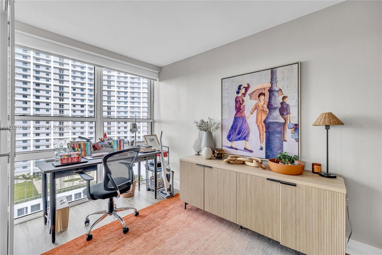 600 NE 36th St, Unit 1723, Miami, FL 33137 Photo