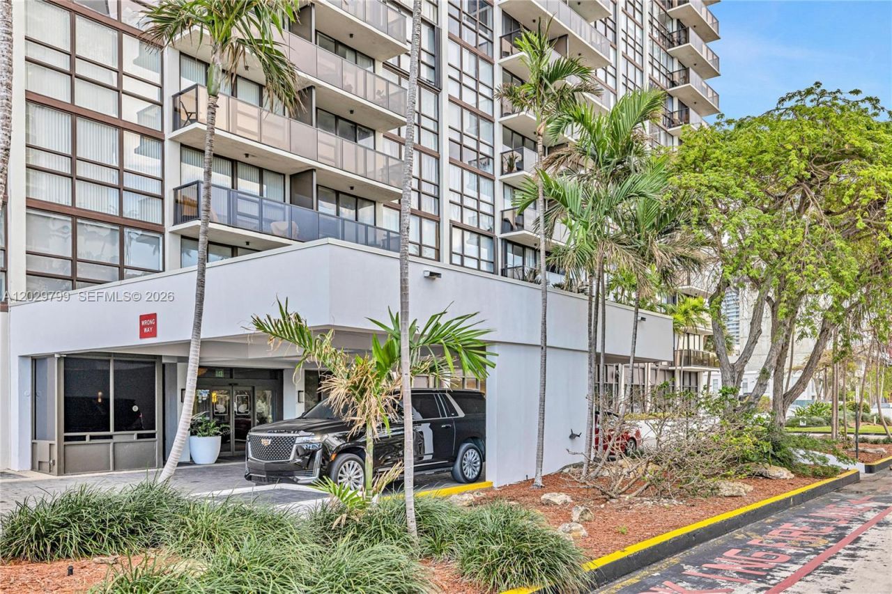 600 NE 36th St, Unit 1723, Miami, FL 33137 Photo