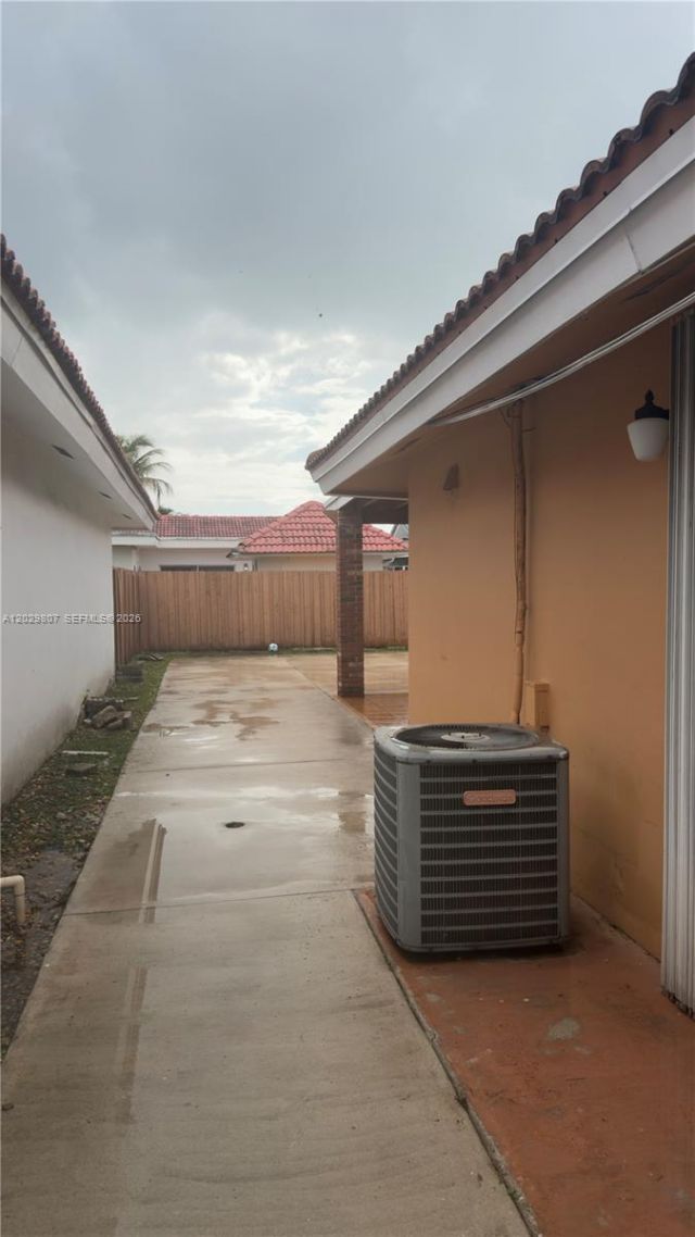 5890 SW 147th Ct , Miami, FL 33193 Photo