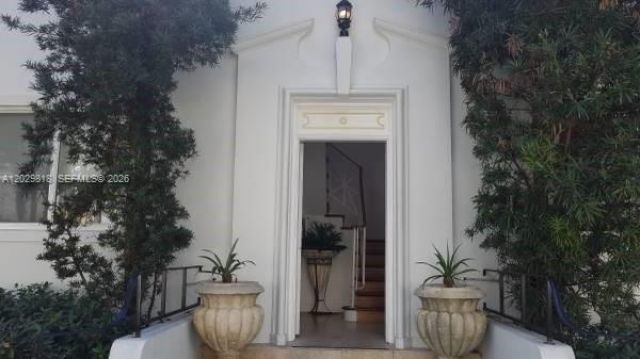 3921 N Meridian Ave , Unit 3C, Miami Beach, FL 33140 Photo