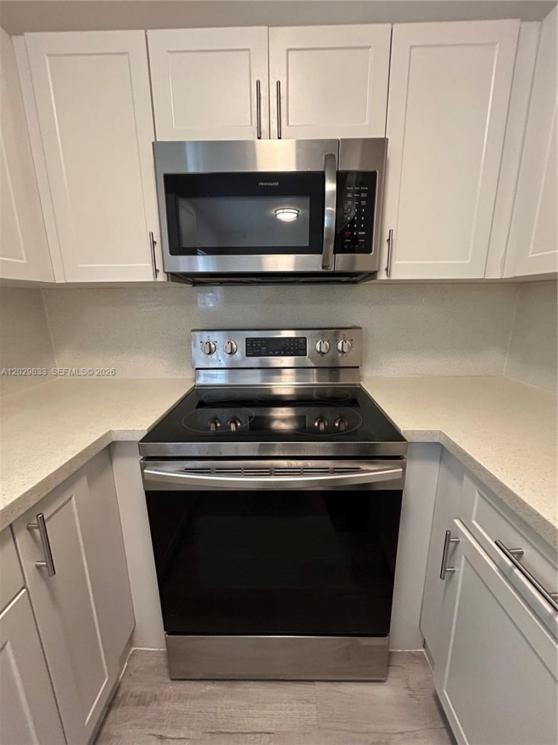 5960 W 25th Ct , Unit 102, Hialeah, FL 33016 Photo