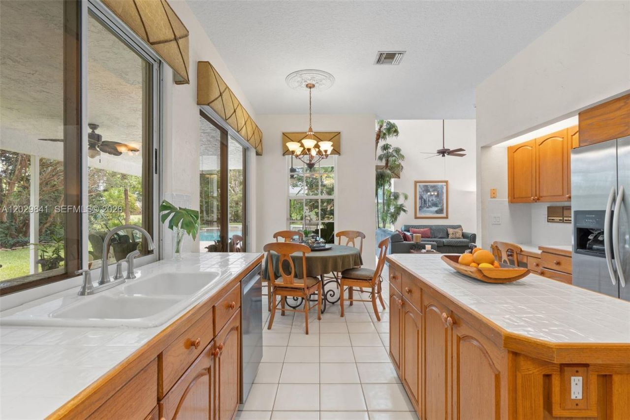 3755 Lancewood Dr, Coral Springs, FL 33065 Photo