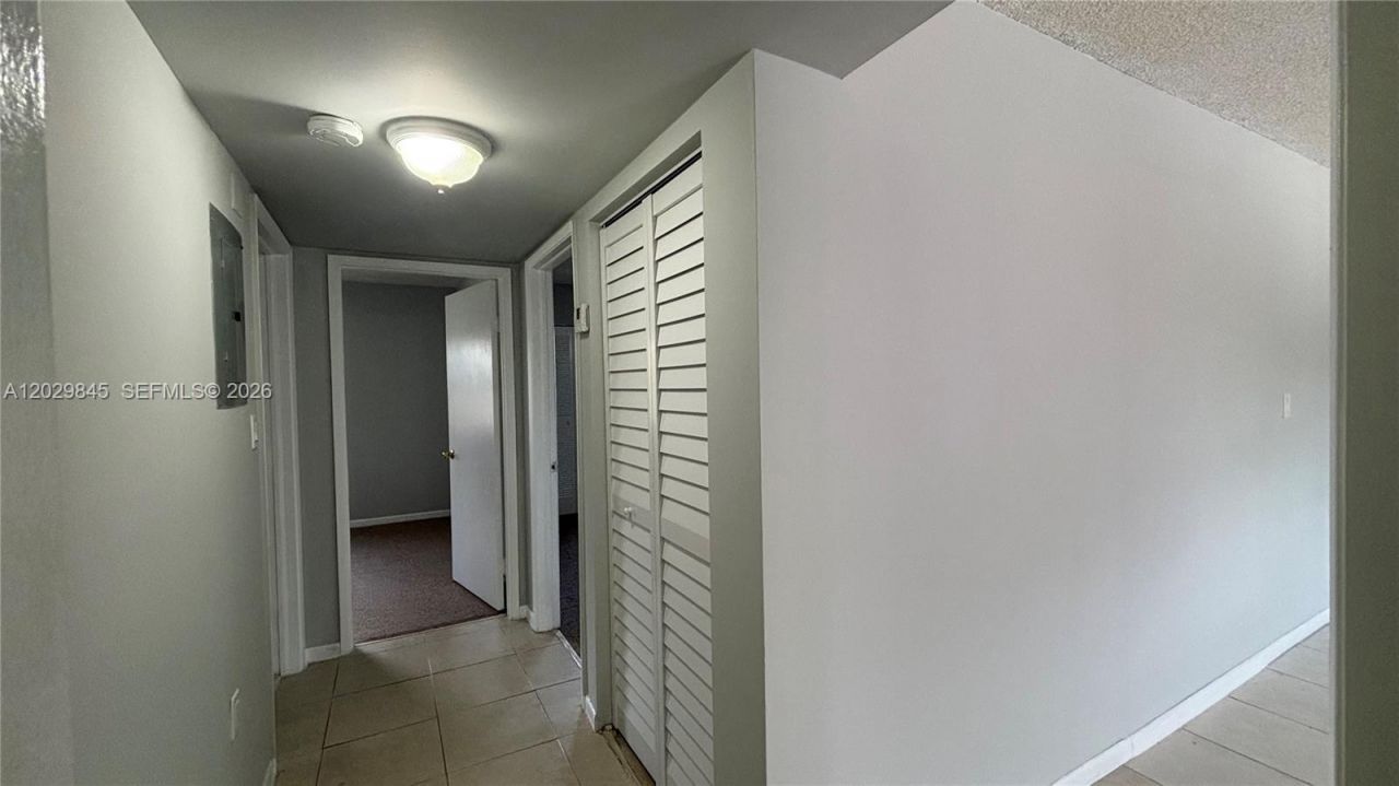 10303 NW 9th St Cir , Unit 102-16, Miami, FL 33172 Photo