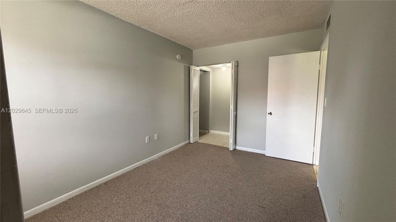 10303 NW 9th St Cir , Unit 102-16, Miami, FL 33172 Photo
