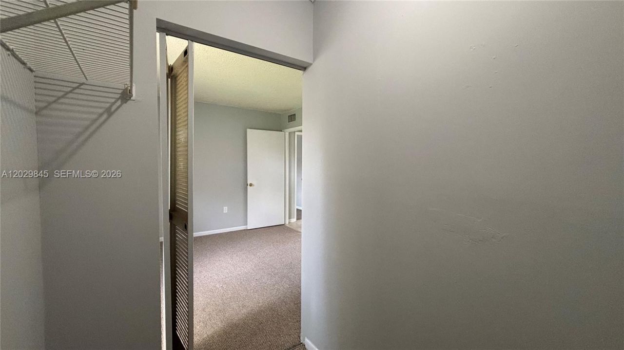10303 NW 9th St Cir , Unit 102-16, Miami, FL 33172 Photo