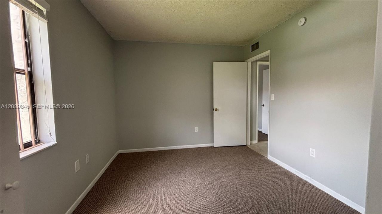 10303 NW 9th St Cir , Unit 102-16, Miami, FL 33172 Photo