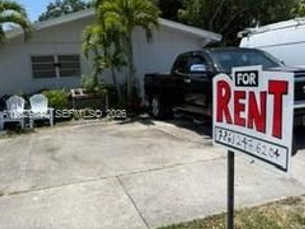 4132 SW 24th St , Unit 1A, Fort Lauderdale, FL 33317