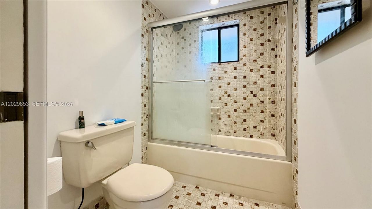 8045 SW 107th Ave, Unit 309, Miami, FL 33173 Photo