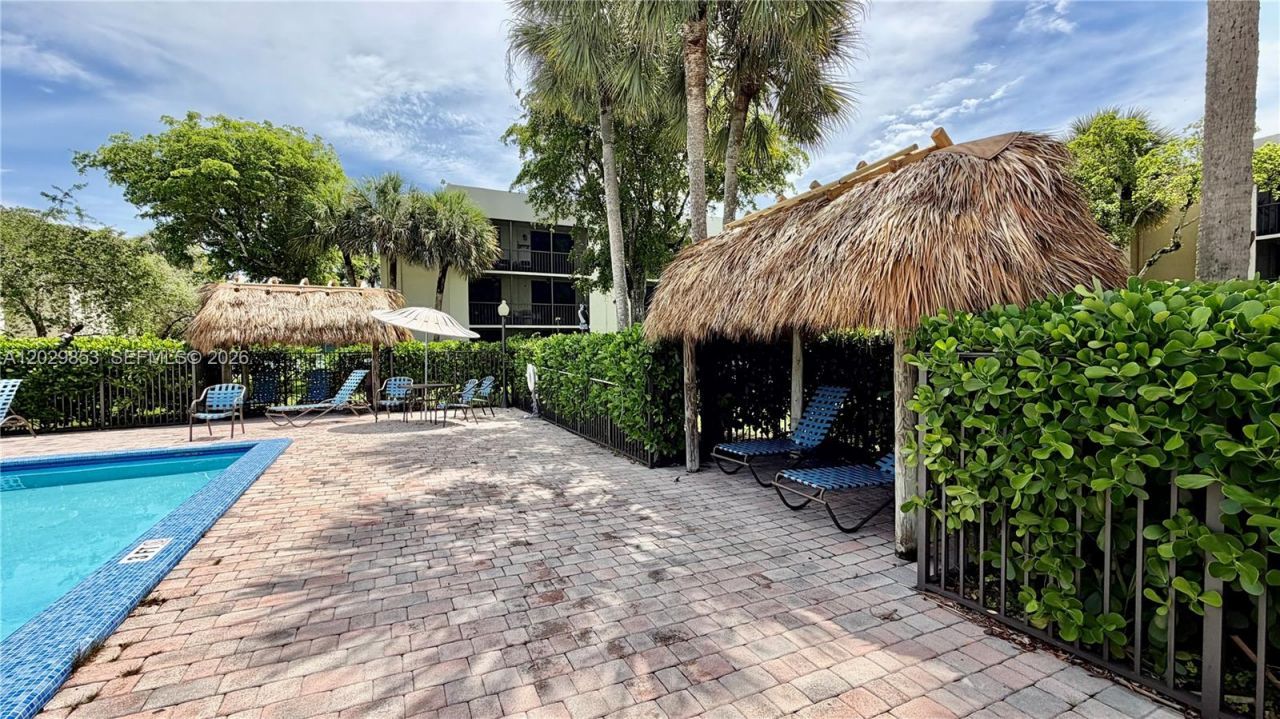 8045 SW 107th Ave, Unit 309, Miami, FL 33173 Photo