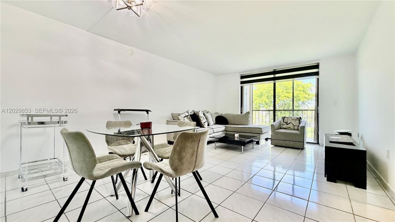 8045 SW 107th Ave, Unit 309, Miami, FL 33173 Photo